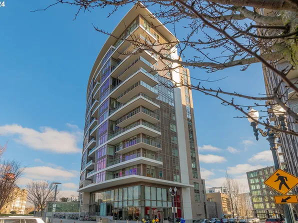 949 NW Overton St Unit 701, Portland, OR 97209