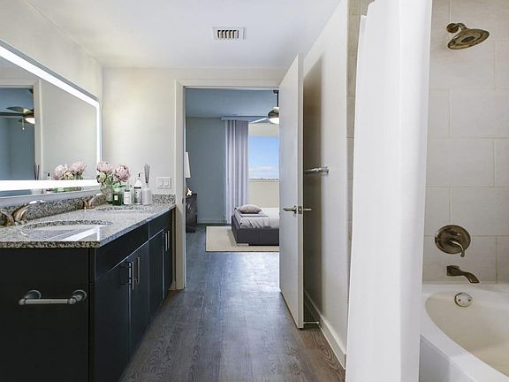 5th image of 8021 NE Bayshore Ct #1703