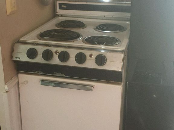 4th image of 5355 Parkway E #92