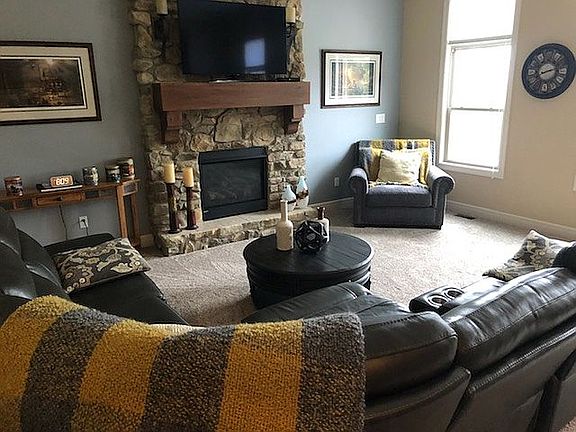 Living/ Family room
