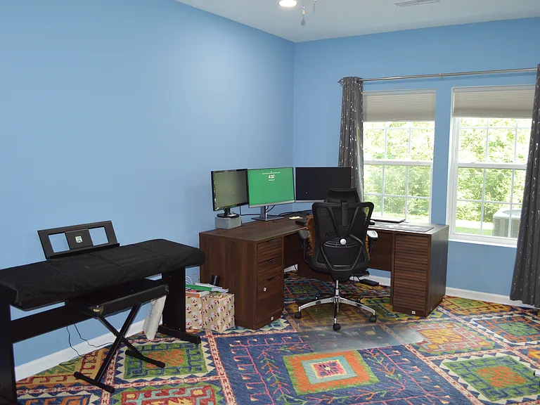904 Pecan Tree Ln — Photo 36