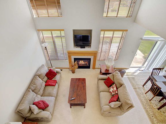 5th image of 1725 Fieldstone Dr N #1725