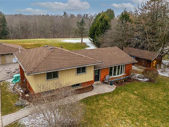 2nd image of 847 Governors Rd