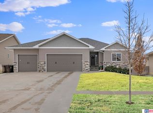 7373 Rachel Rd, Lincoln, NE 68516