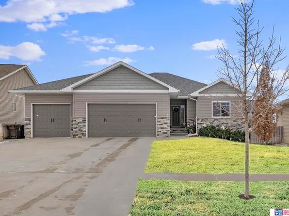 7373 Rachel Rd, Lincoln, NE 68516