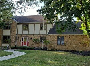 23943 Stonehedge Dr, Westlake, OH