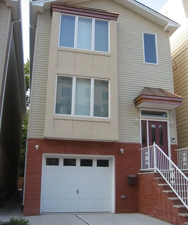 20 Van Reipen Ave #1