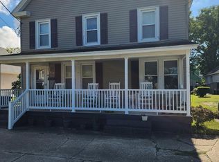 518 Jefferson Ave, Cape Charles, VA 23310