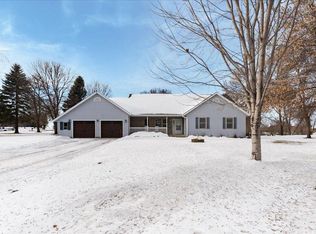 1502 Armstrong Cir NW, Alexandria, MN 56308