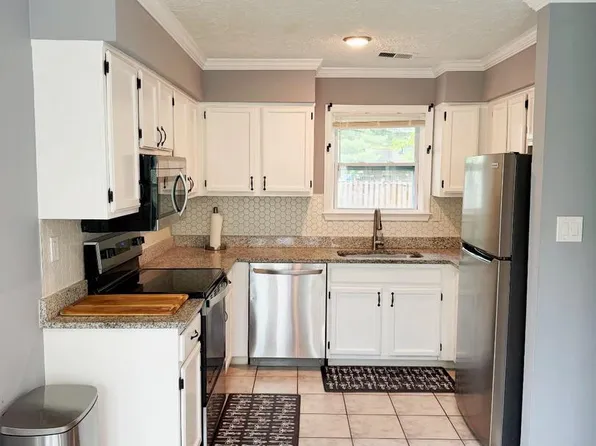 6041 Red Wolf Pl, Waldorf, MD 20603