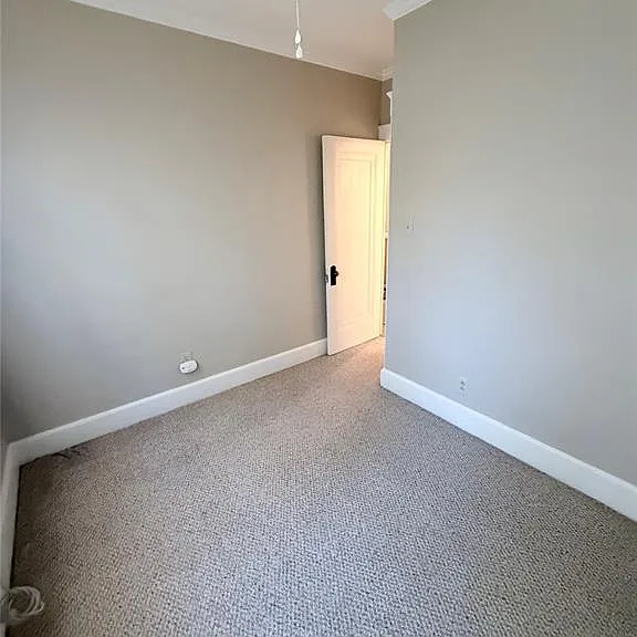 858 Nottingham Rd — Photo 12