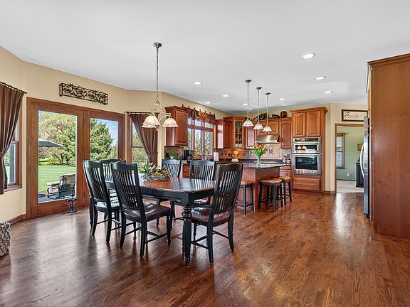 4th image of 6608 Erin Rd