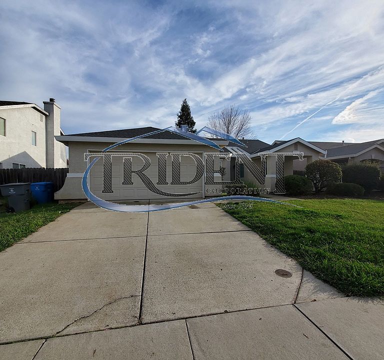 1st image of 602 Carpenter Way