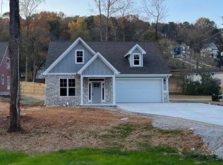 1175 Lullwater Rd, Chattanooga, TN 37415