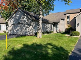 1402 Lake Stream Ct, Mishawaka, IN