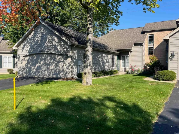 1402 Lake Stream Ct, Mishawaka, IN 46545