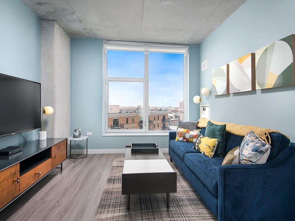 1st image of 725 N Aberdeen St #1103