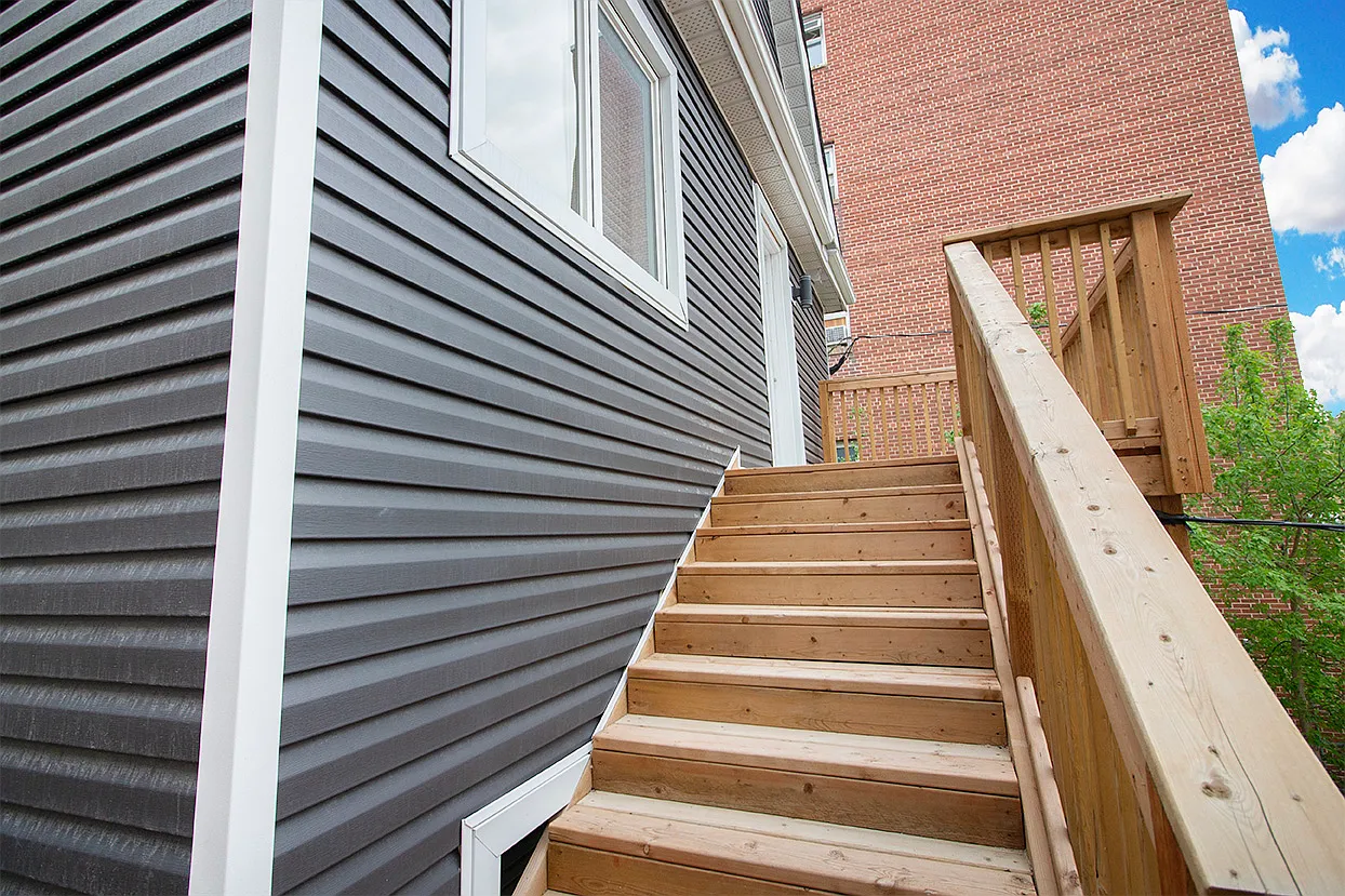 109 Clarke Street — Photo 3