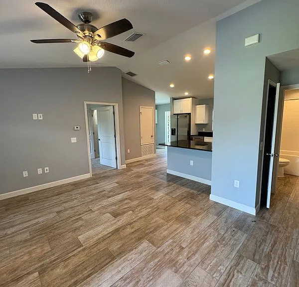 1677 Lizette St SE #A — Photo 3