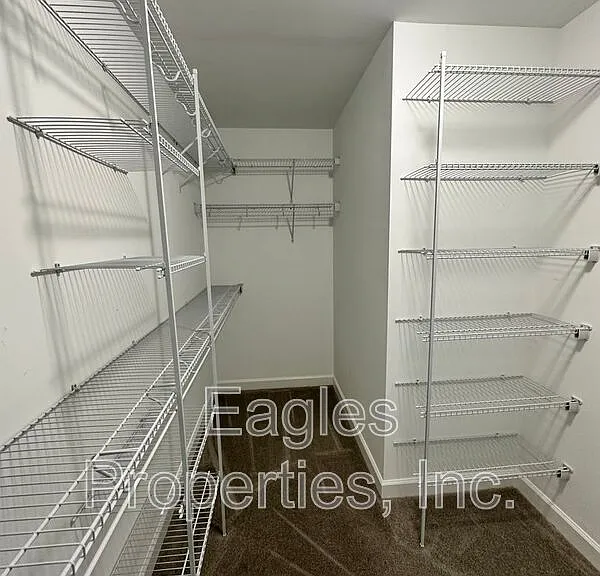 451 Fallingbrook Dr — Photo 25