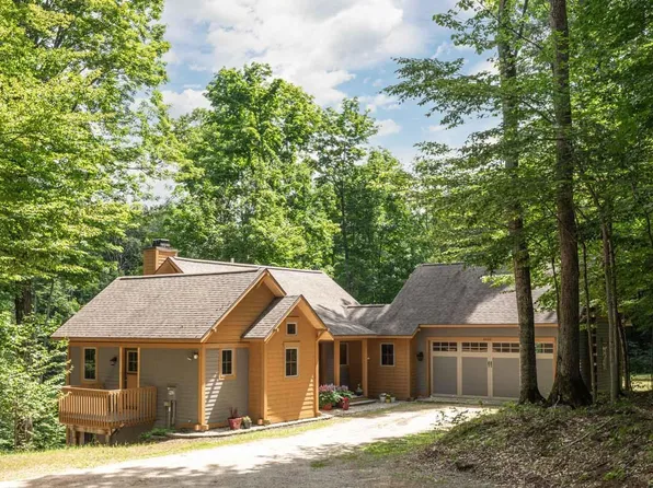 3665 W Cheney Rd, Maple City, MI 49664