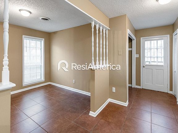 3rd image of 6501 Rocky Park Dr