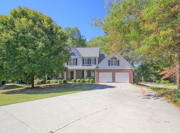 3rd image of 1029 Heritage Square Ct