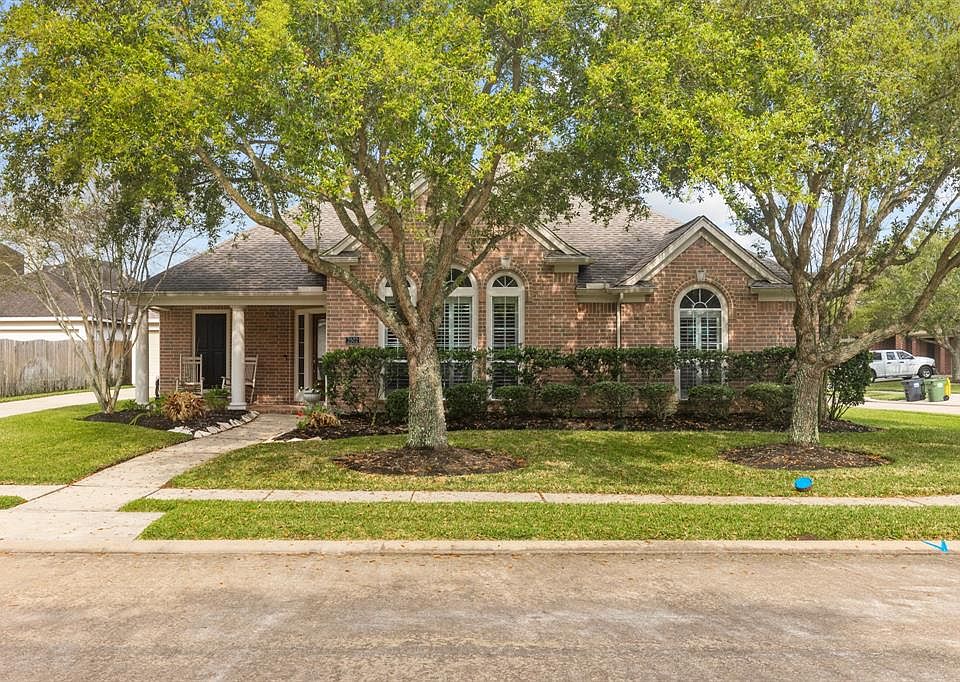 1st image of 2502 Quiet Lake Ct