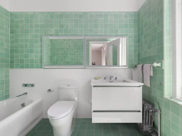 480 Park Avenue image 9 of 11