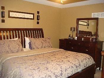 Master bed room 