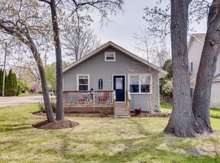 812 Ridge Ave, Wauconda, IL 60084