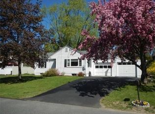 134 Mallowhill Rd, Springfield, MA 01129