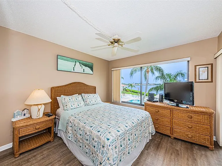 6322 Palma Del Mar Blvd S #305 — Photo 12