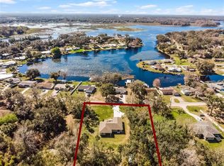 9041 E Gospel Island Rd, Inverness, FL 34450