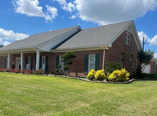 617 Emerson Ave, Greenwood, MS 38930