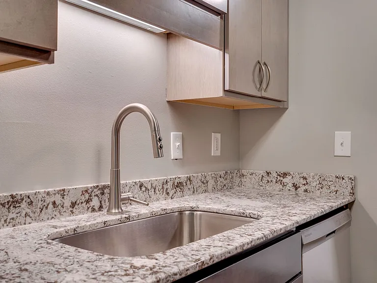 Garden Oaks Apartments — Photo 73