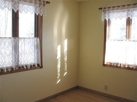 5th image of 23410 N Shore Dr