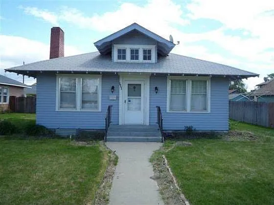 111 Cedar St photo 1