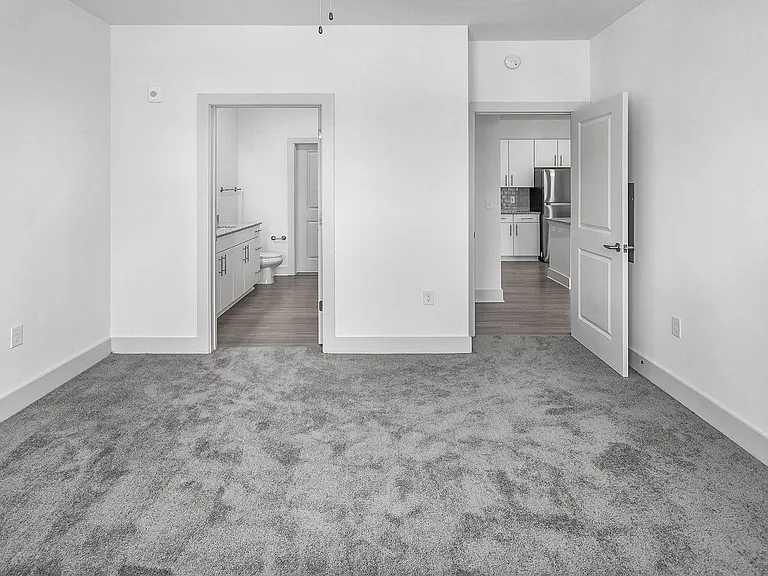 The Vandy Apartments — Photo 34