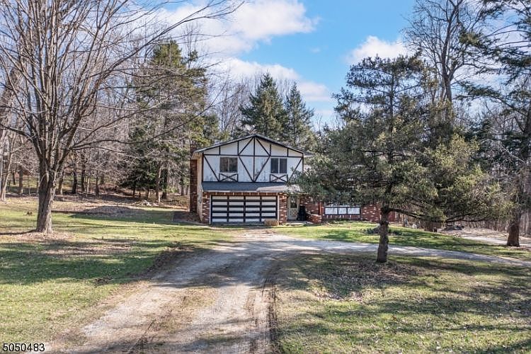 1st image of 12 Winding Hill Dr