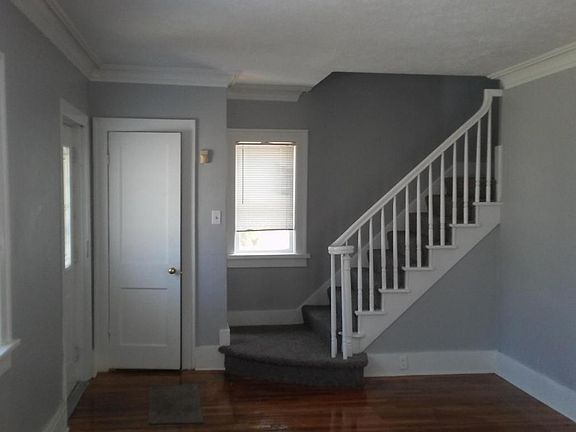 3rd image of 838 Griggs St SE