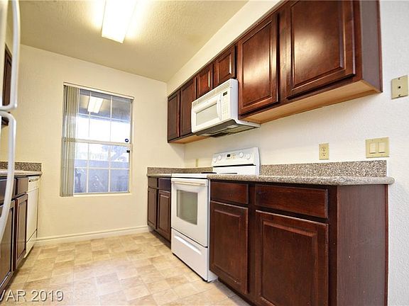 5th image of 2606 S Durango Dr APT 163