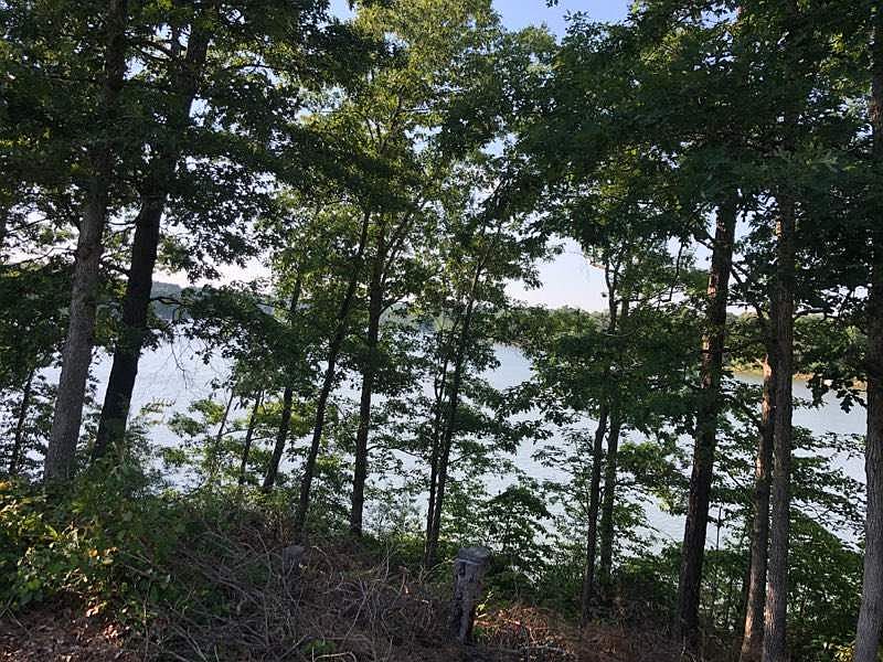 2nd image of 1685 Casey Creek Rd