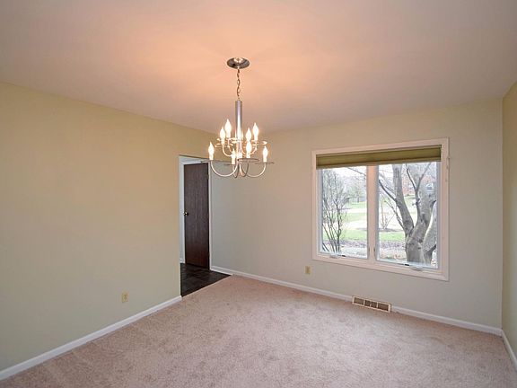 4th image of 7615 Hillridge Ct
