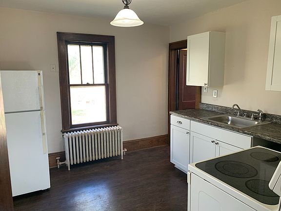 2nd image of 1509-1511 Campbell Ave SW #1509
