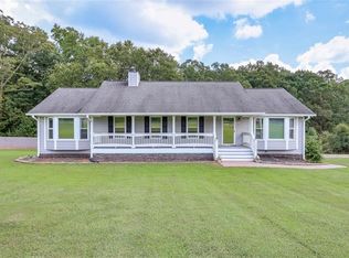 1362 County Line Rd, Cumming, GA 30040