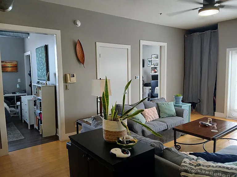 721 E North St #4C — Photo 26