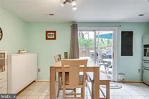 17 Devon Ct — Photo 6