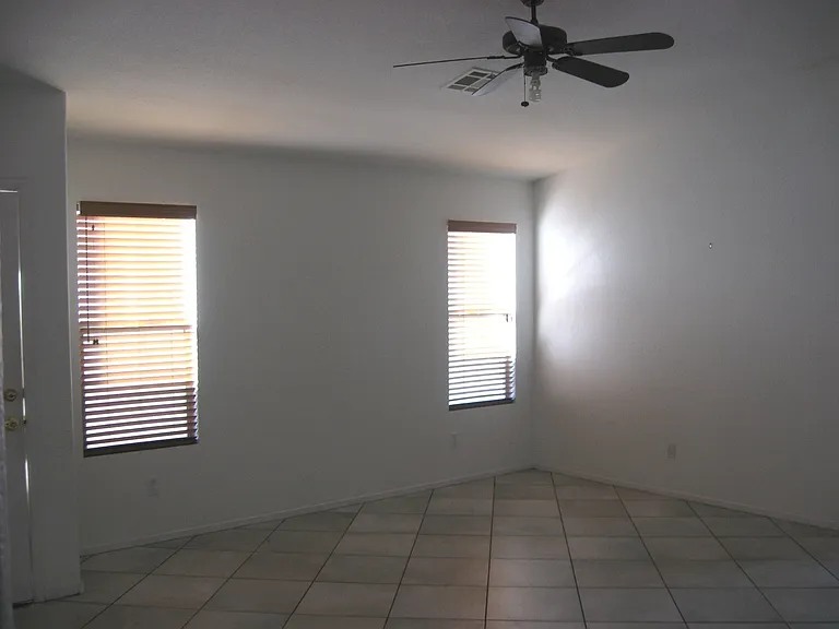 4892 Perrone Ave — Photo 7
