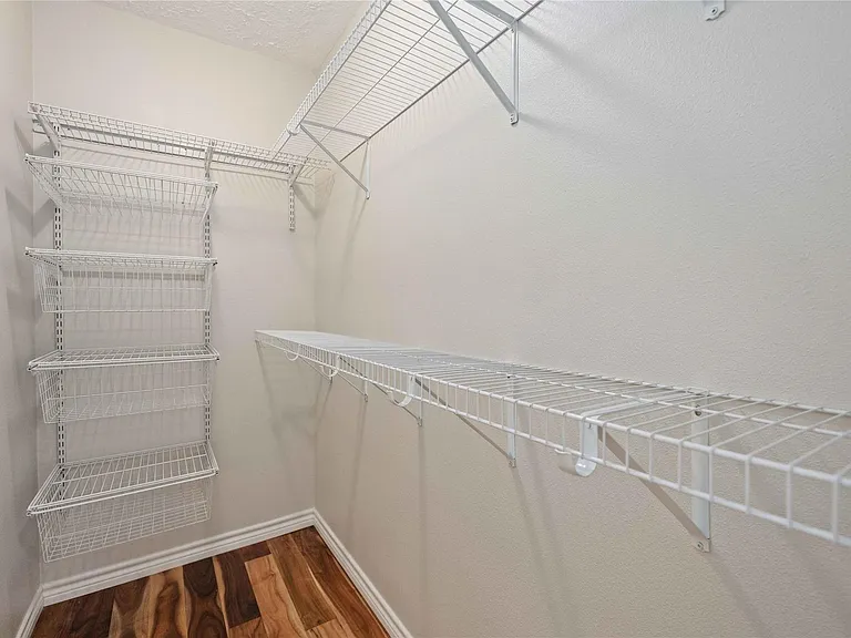9809 Condor Dr — Photo 14